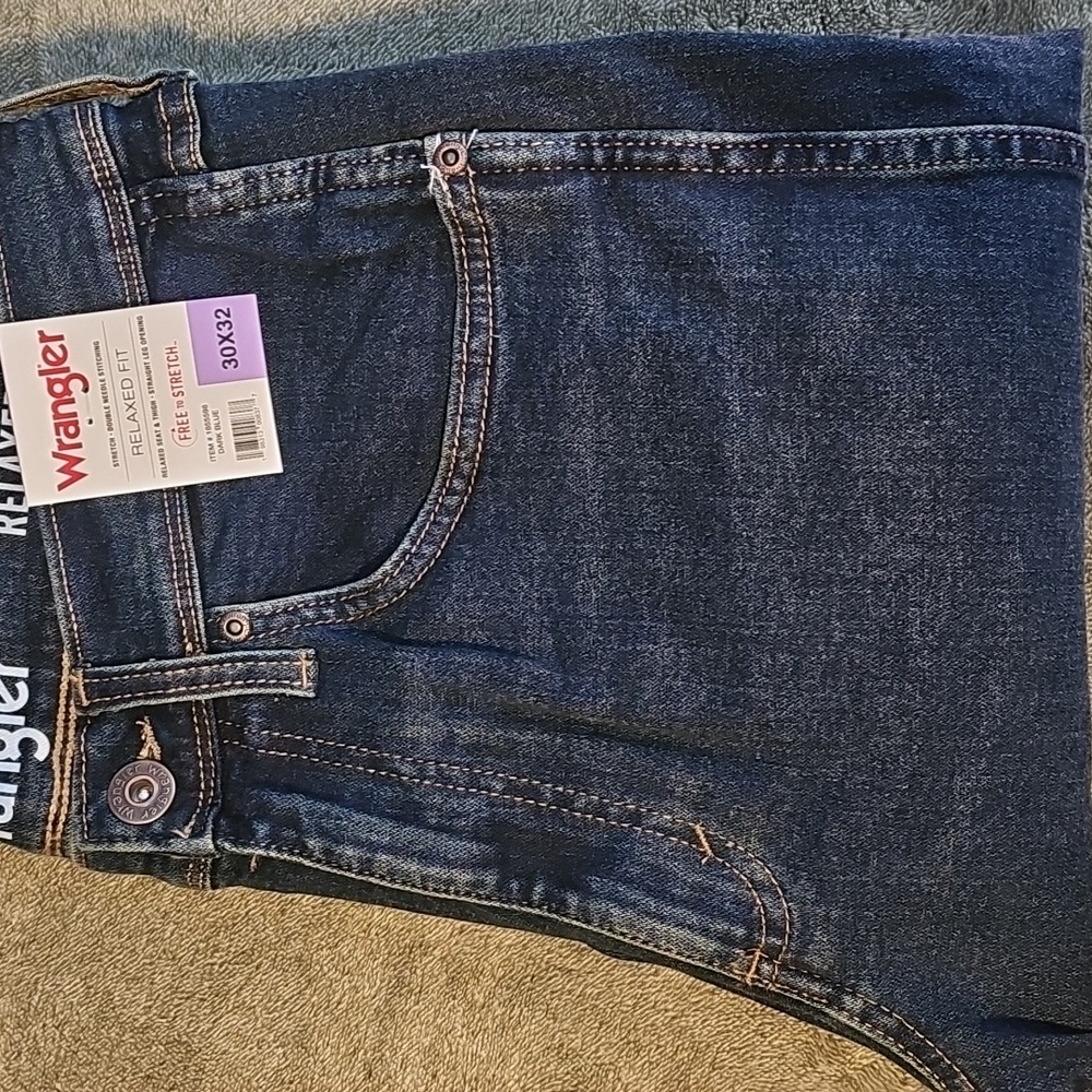 Wrangler Men's Dark Blue Straight Leg Jeans